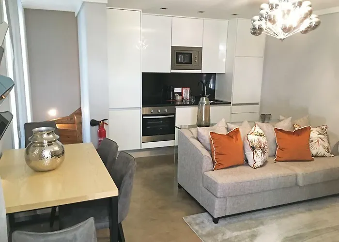 Finestay Mastro